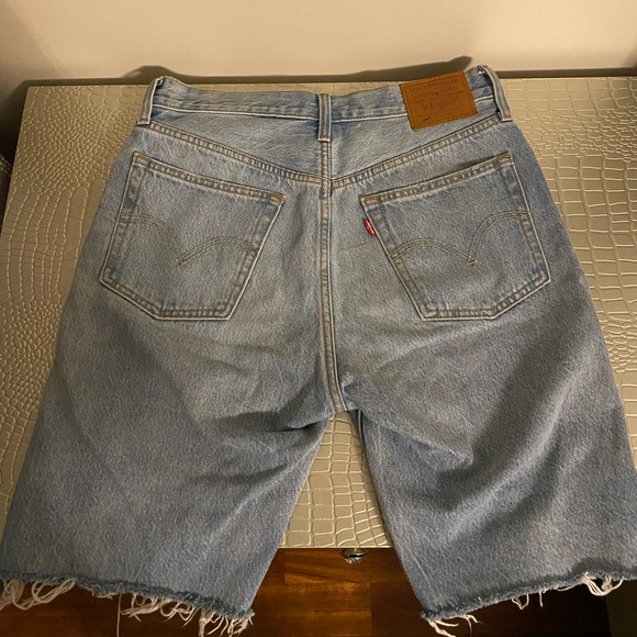 ARITZIA LEVIS 501 SHORTS - Picture 6 of 7